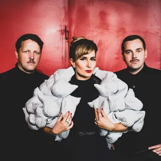 Dina Summer artist picture