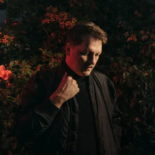 Kalipo artist picture